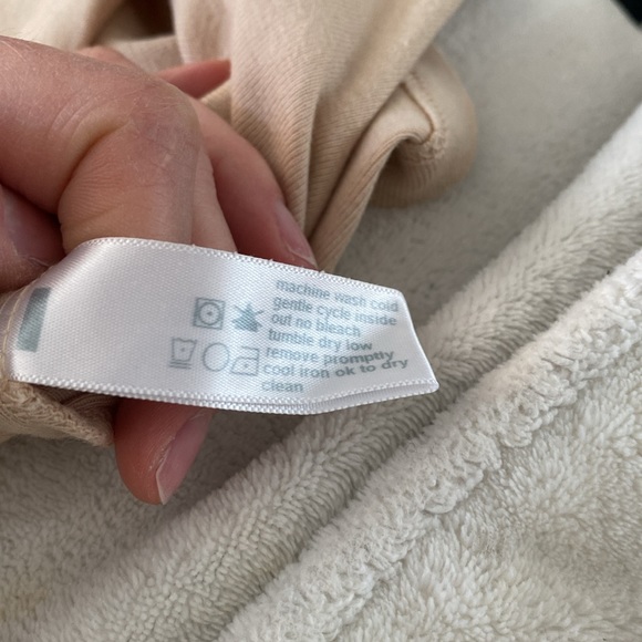 Three dots top. Size S - Picture 5 of 6